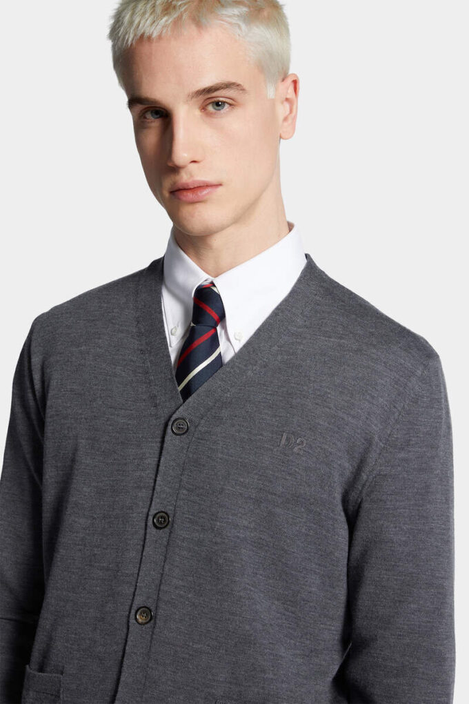 Cardigan en laine D2