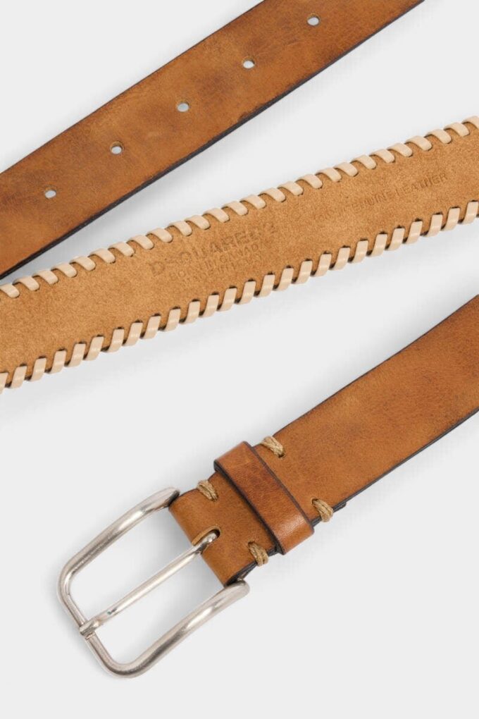 Ceinture à boucle tressée et perles Ceinture à boucle tressée et perles