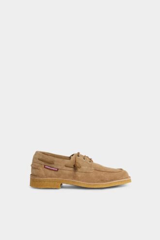 Chaussures bateau néoclassiques