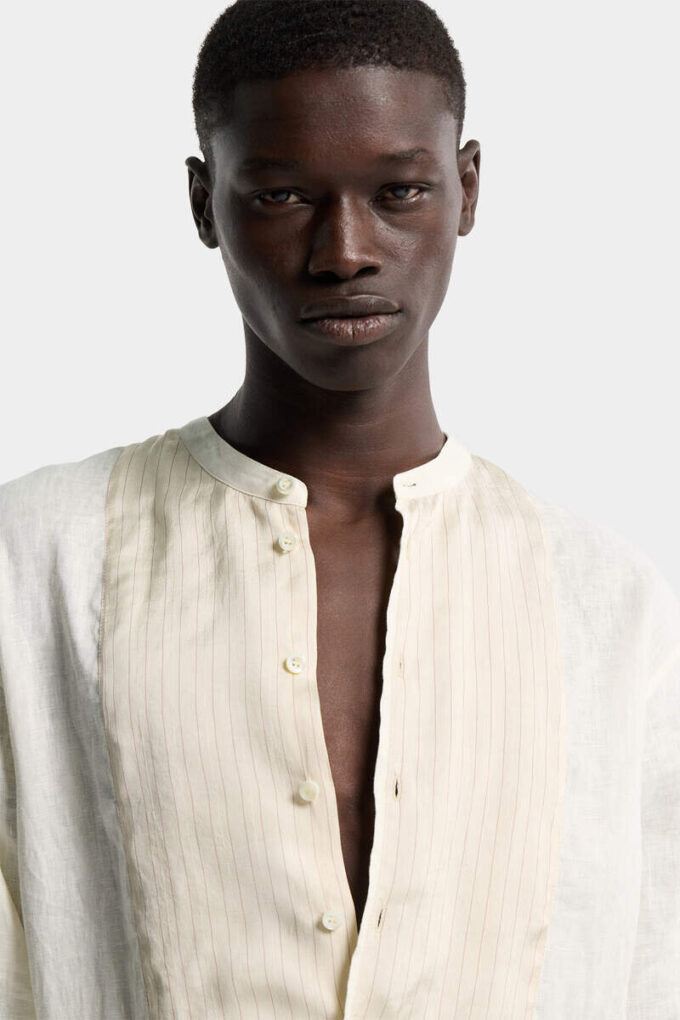 Chemise à col tombant et nœud papillon