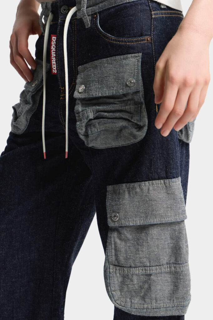 Jeans ample à torsion, délavage foncé Jeans ample à torsion, délavage foncé