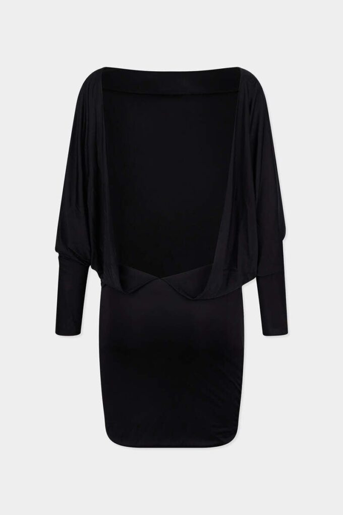 Robe dos nu Robe dos nu