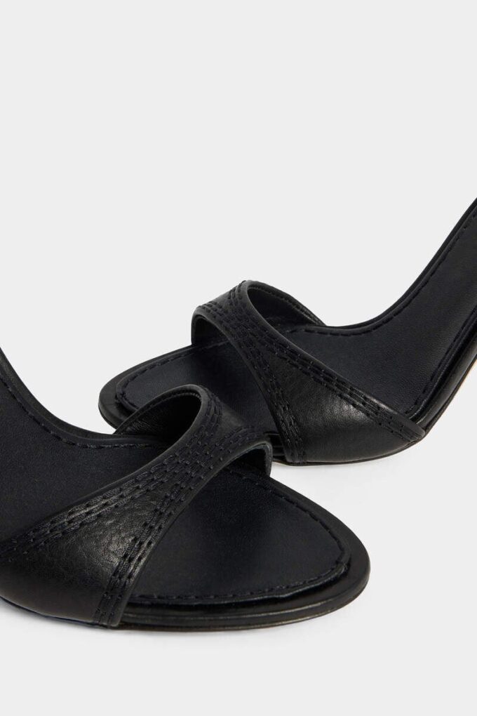 Sandales mules jumelles Sandales mules jumelles