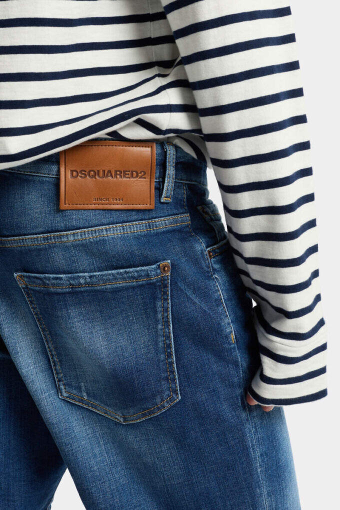 Short bleu marine délavé moyen Short bleu marine délavé moyen