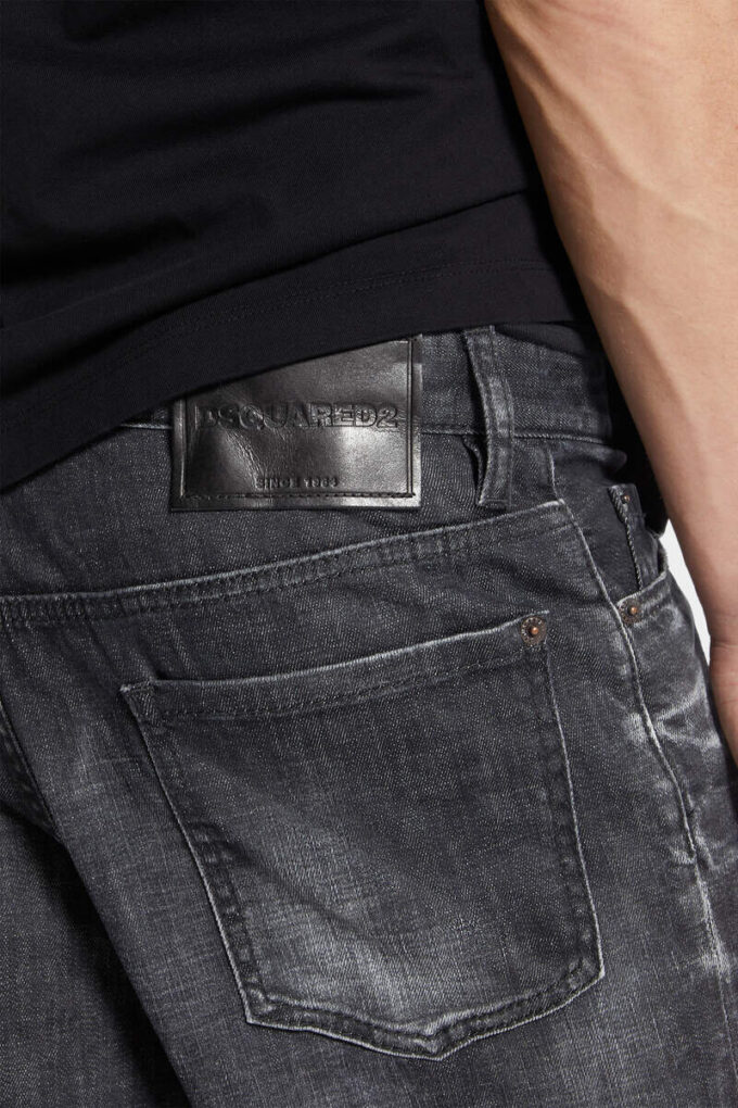 Short marine délavé noir