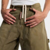 Shorts de charpentier teint en pièce