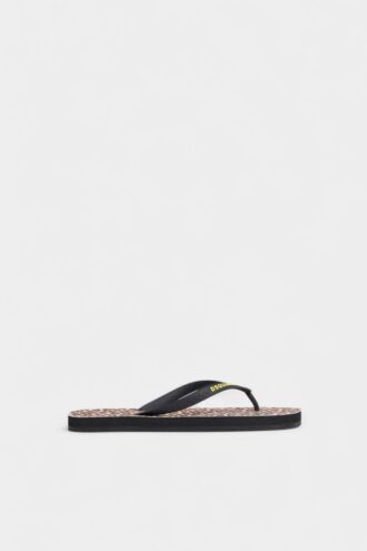 Tongs Wild2