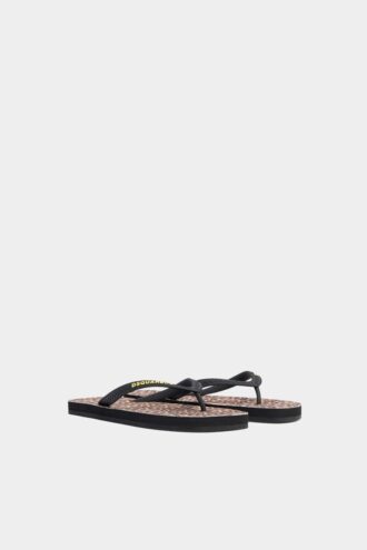 Tongs Wild2