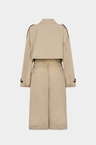 Trench-coat