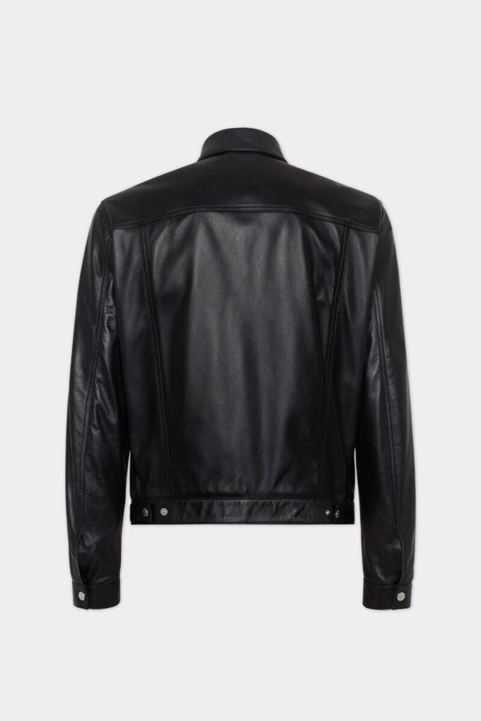 Veste en jean carrée en cuir Veste en jean carrée en cuir
