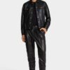 Veste en jean carrée en cuir Veste en jean carrée en cuir