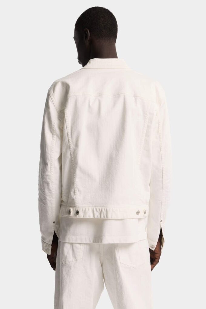 Veste en jeans teint en pièce