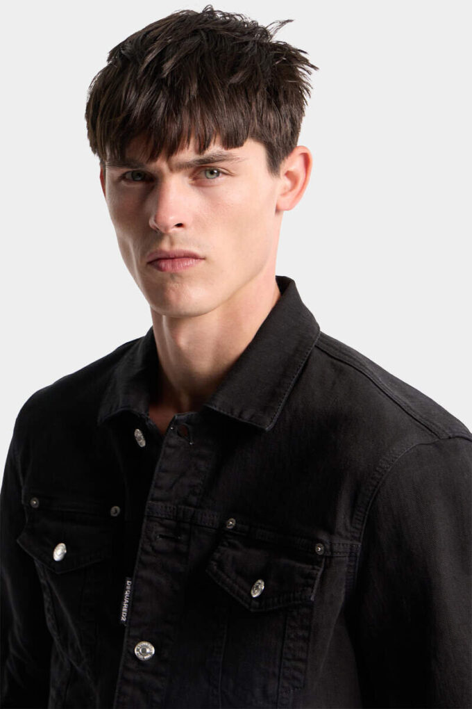 Veste en jeans teint en pièce Veste en jeans teint en pièce